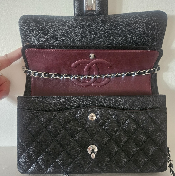 Coco Chanel Classic Double Flap - Picture 4 of 6